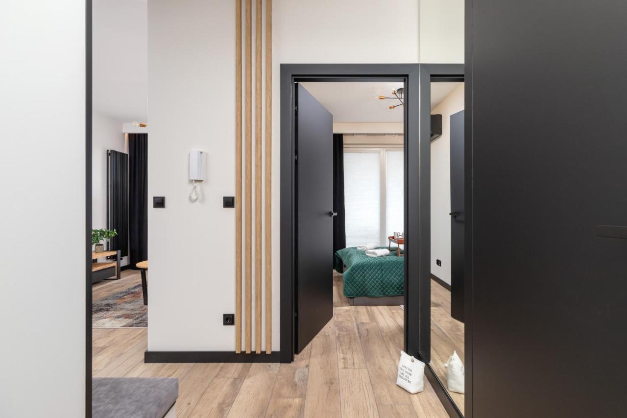 Solaris Park Apartment Tauron Arena By Renters Prestige Cracovia Exterior foto