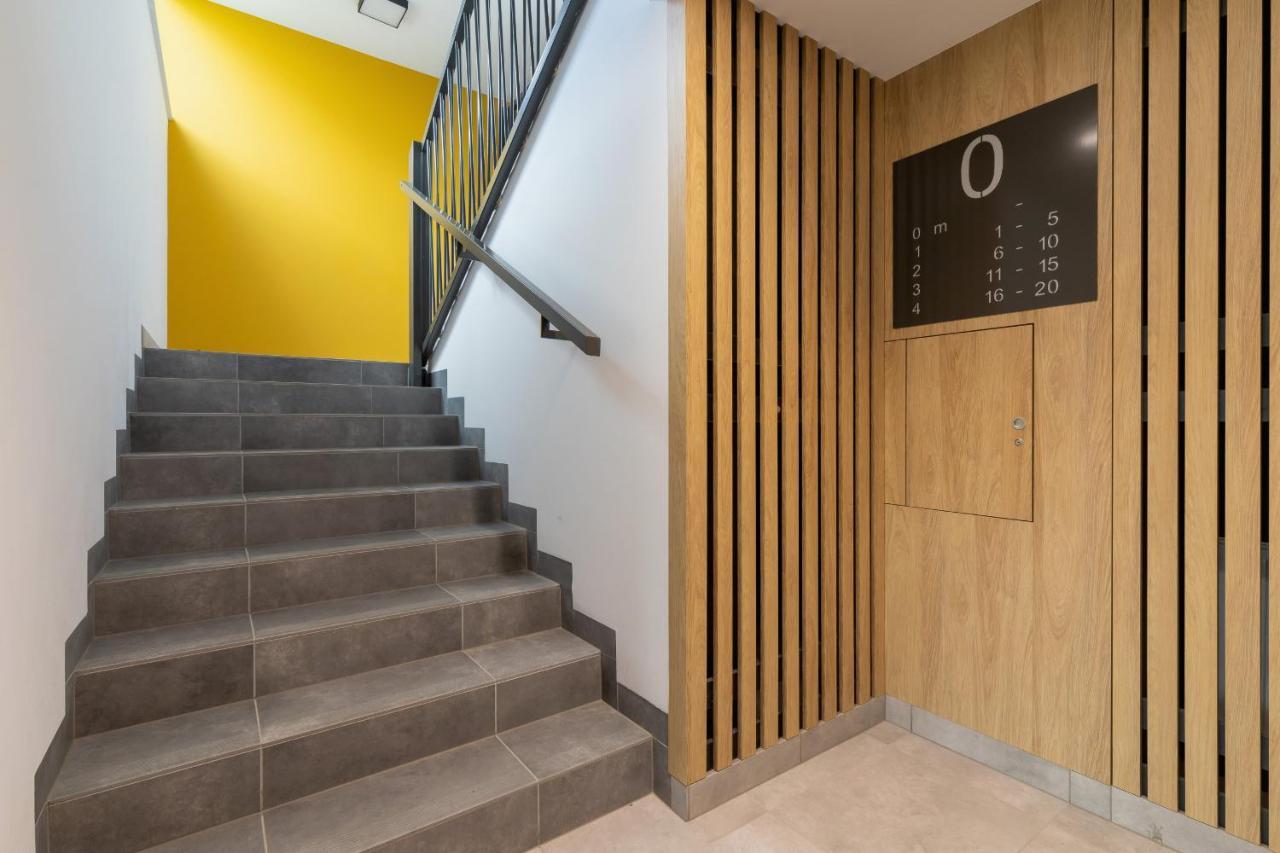 Solaris Park Apartment Tauron Arena By Renters Prestige Cracovia Exterior foto